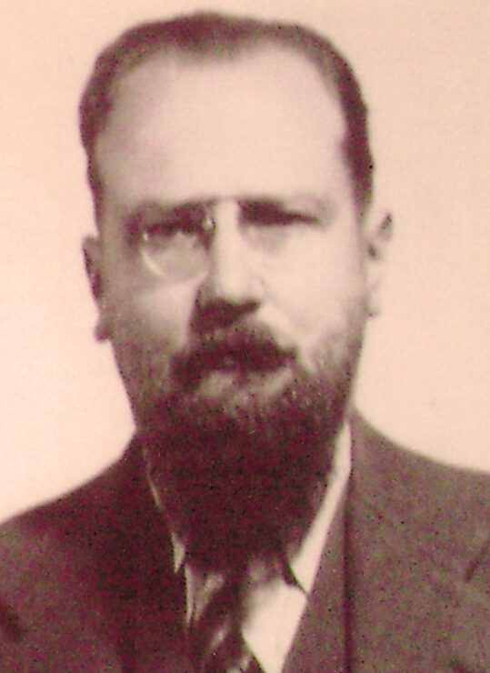 Retrato del Ing. Alejandro Wladimir Paucic Smerdu
